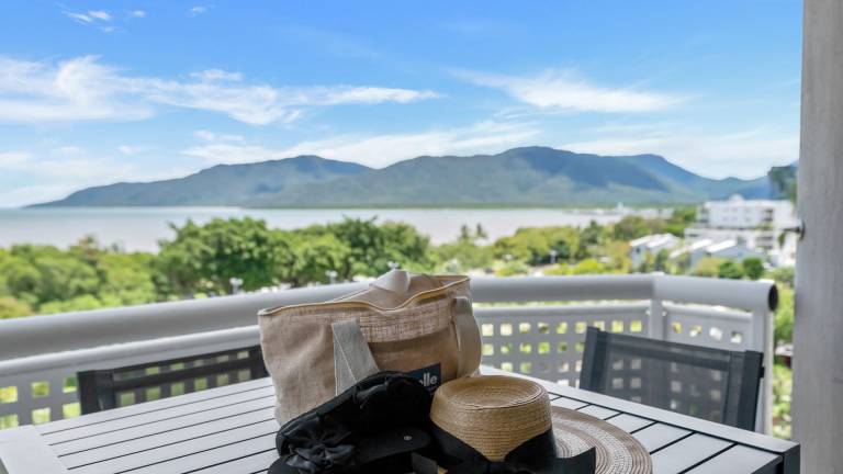 Apartment  Cairns City