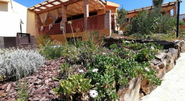 House with 2 rooms for 7 persons in Arbus