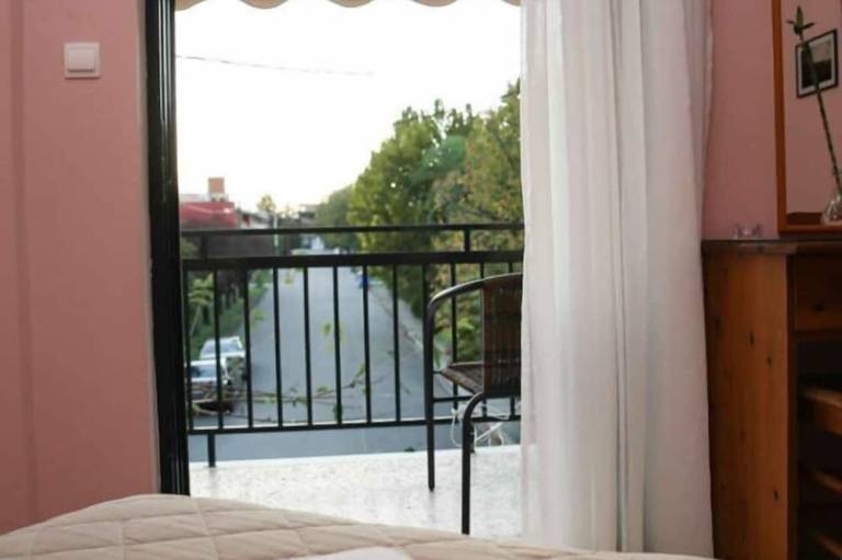 Hotel Anixis