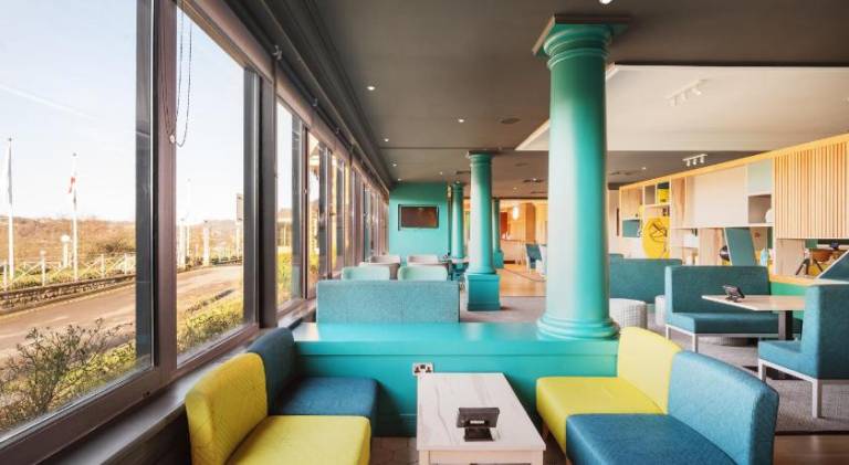 Holiday Inn Leeds Brighouse By IHG — photo 3