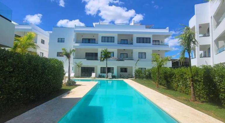 Apartment with pool, garden & jacuzzi — photo 4