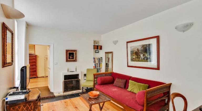 Beautiful apartment | Close to Louvre | Suitable for remote work | Pets allowed in Nanterre