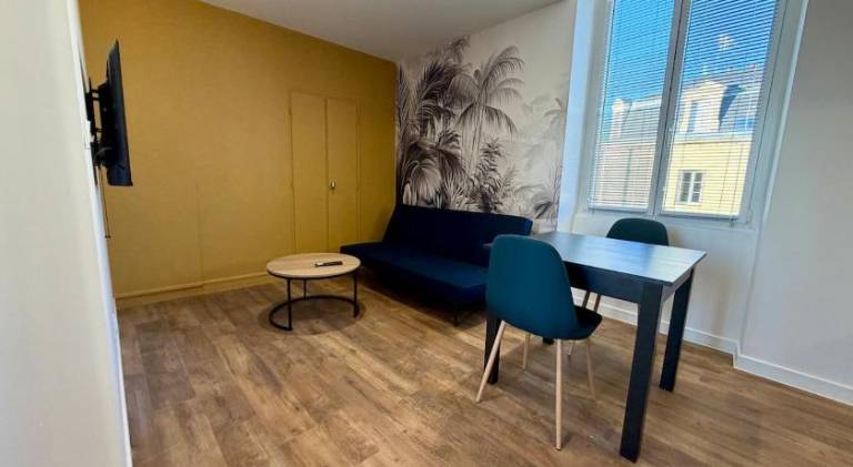 Rental apartment with 1 room for 3 persons in Mouilleron-le-Captif