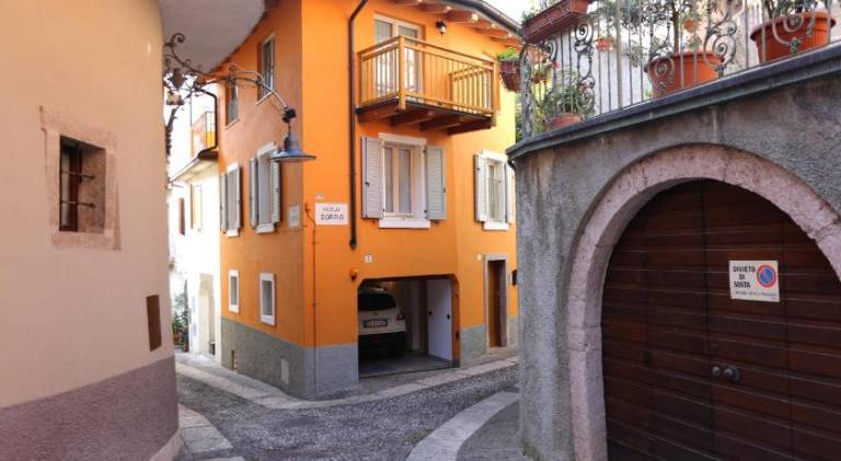 Vacation home with 2 rooms for 5 persons in Arco