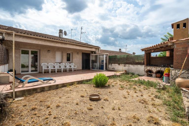 Villa Alagón