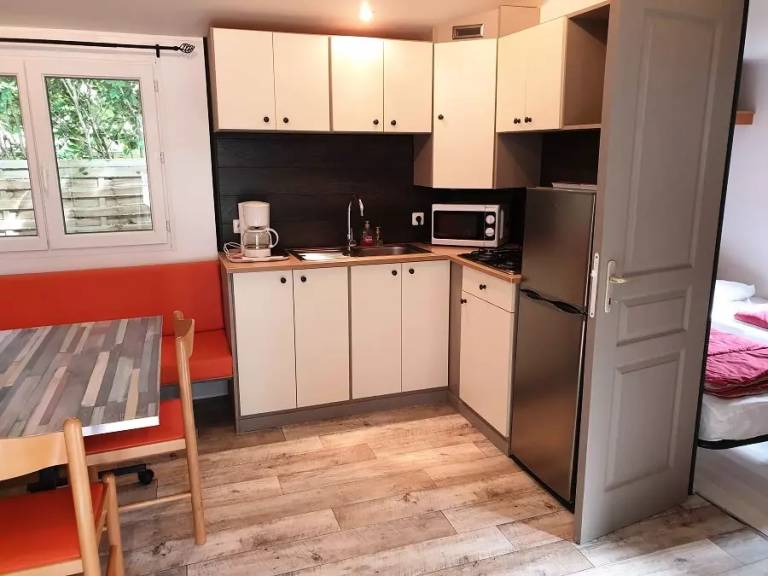 Camping le Moulin du Roy - Mobil home Confort IRM - 2 bedrooms - 25m² -with Clim 4 people — photo 3
