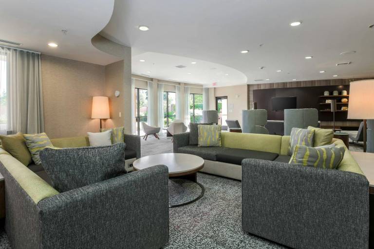 Courtyard by Marriott Roseville Galleria Mall/Creekside Ridge Drive — photo 3