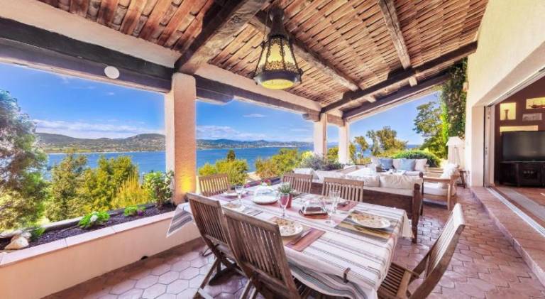 Fully equipped villa with patio, yard & barbeque | Perfect for remote work | Pets allowed — photo 2