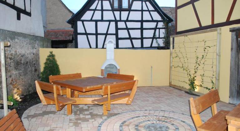 House with 2 rooms for 4 persons — photo 3