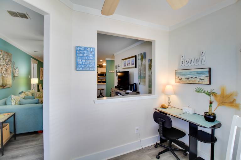 Beach & Heated Pool Access! Condo in Port Aransas — photo 3