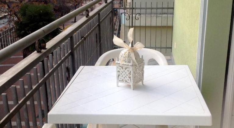 Holiday apartment with 2 rooms for 6 persons — photo 5