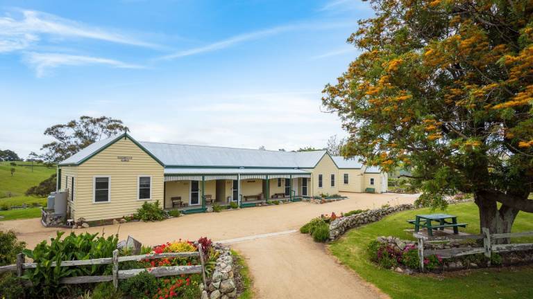 Cabin Mystery Bay