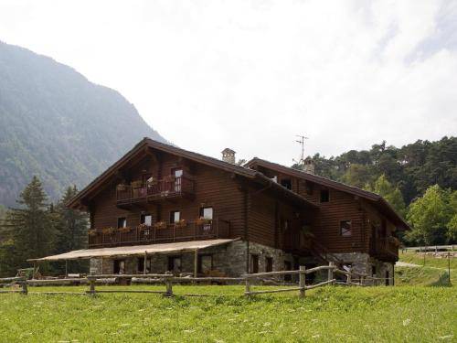 Casa Brusson