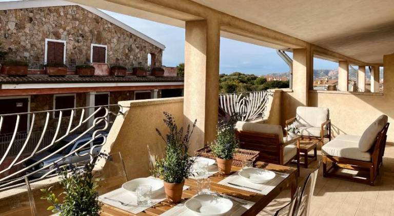 Holiday apartment with pool | Close to the beach | Pets allowed in Palau