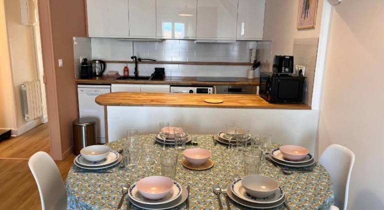 Apartment with 1 room for 5 persons — photo 4