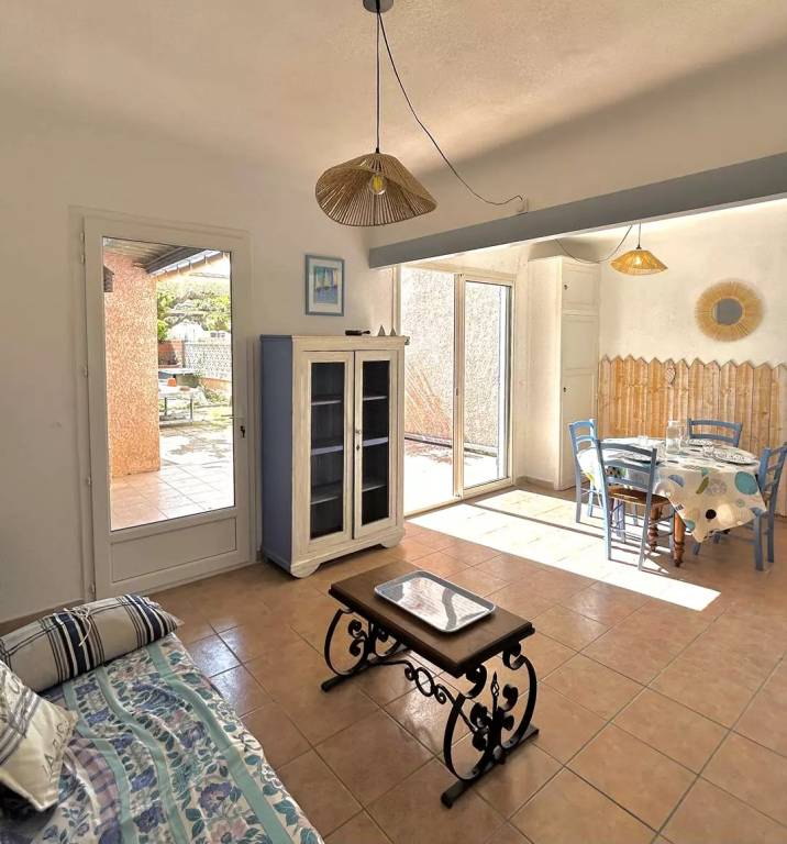 Vacation home with patio, garden & BBQ — photo 3