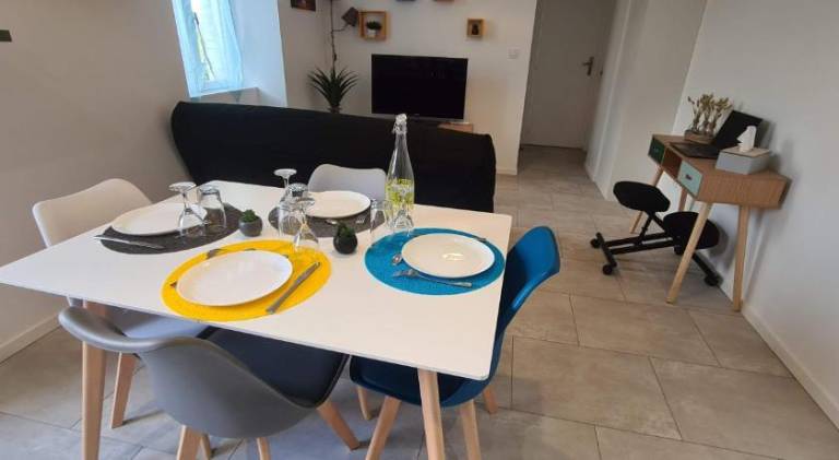 La Campagne a la ville dans pavillon avec jardin Clos et privatif in Montbeliard