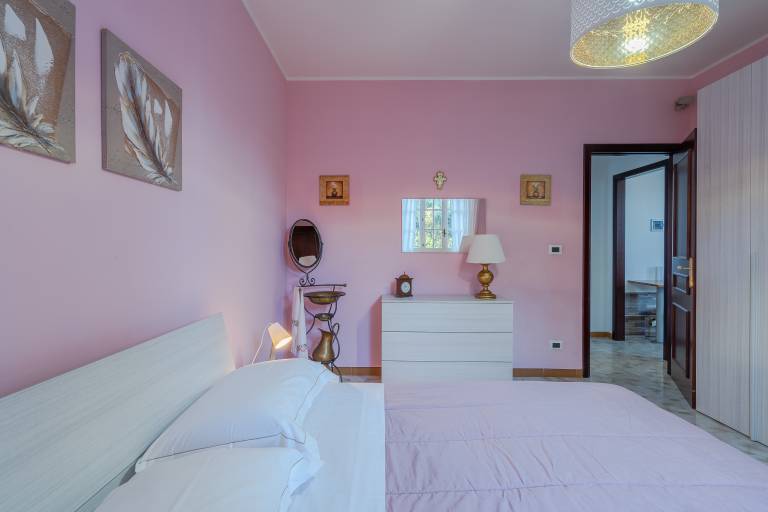 Villa with terrace, yard & BBQ | Garden view | Suitable for remote work | Dogs allowed — photo 4