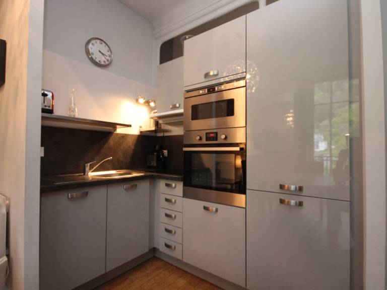 Splendid T1 with balcony and WIFI - Sleeps 4 — photo 5