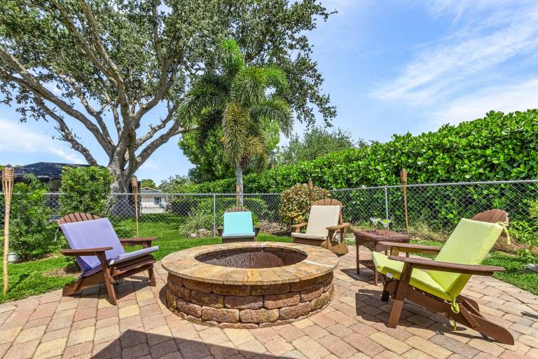 Family-oriented house with barbeque & private pool | Suitable for remote work | Pet-friendly — photo 3