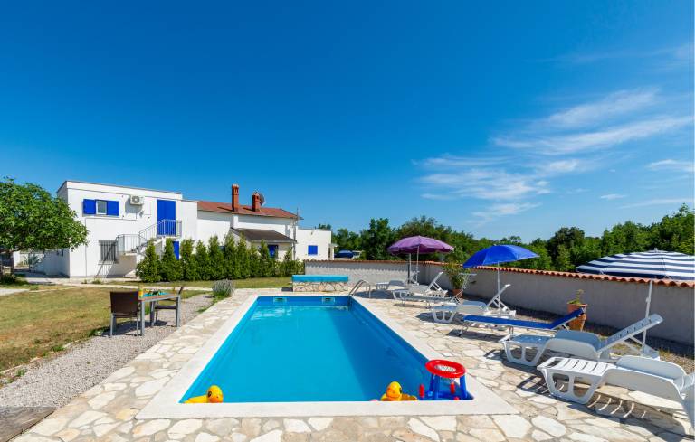 Apartma Trget