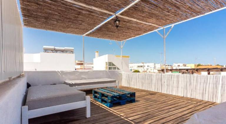 Fully equipped house with BBQ & terrace | Dogs allowed — photo 2