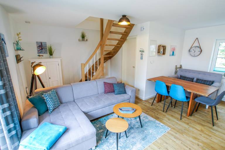 Apartment with patio & garden — photo 5