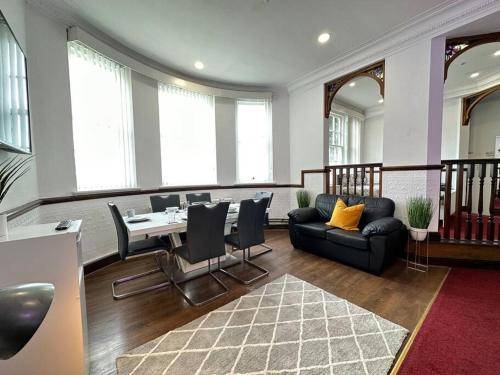 Apartment Dudley