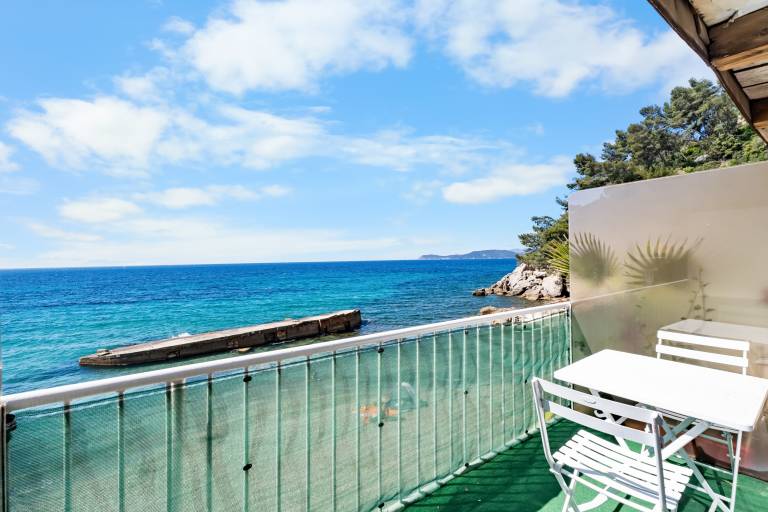 Cabanon "Jeux de boules 3" with Sea View — photo 2