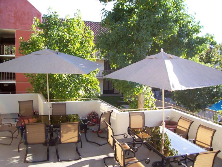 La Quinta Inn & Suites by Wyndham Thousand Oaks-Newbury Park — photo 5