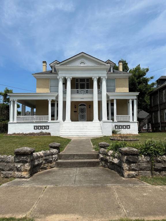 House Roanoke