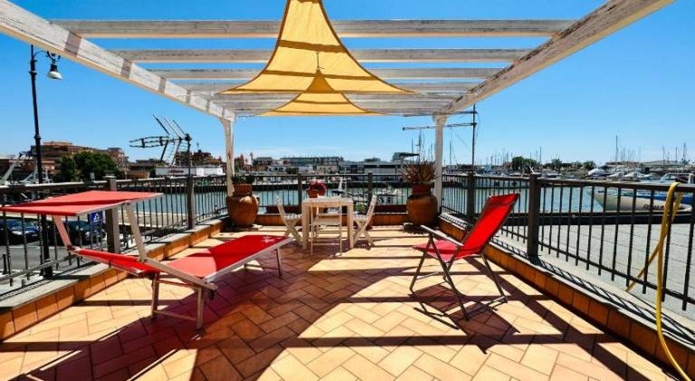 Holiday apartment with 2 rooms for 4 persons in Fiumicino