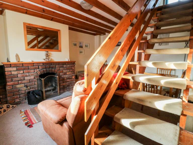 Family-friendly wonderful cottage with yard | Dogs allowed — photo 4