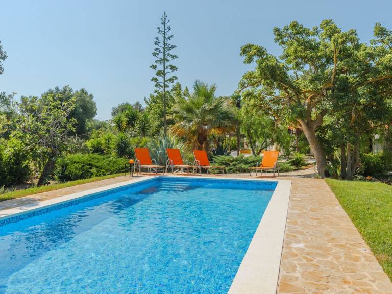 House with yard, pool & barbecue — photo 3