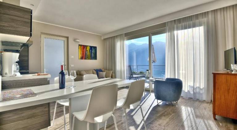 Holiday apartment with terrace, sauna & hot tub | Pets are welcome — photo 2