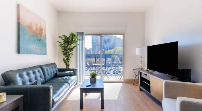 Wonderful holiday apartment | Pet-friendly in Charlotte, NC
