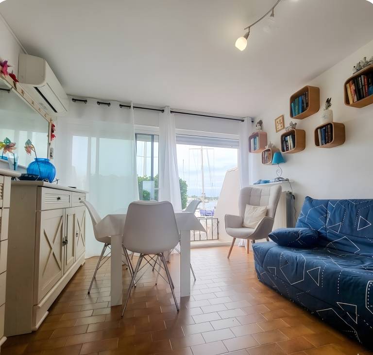 Rental apartment with terrace | Sea view — photo 5