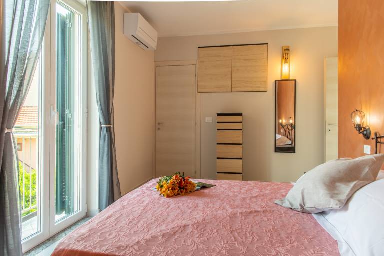 Apartment 'Grecale' with Private Terrace, Wi-Fi and Air Conditioning — photo 4