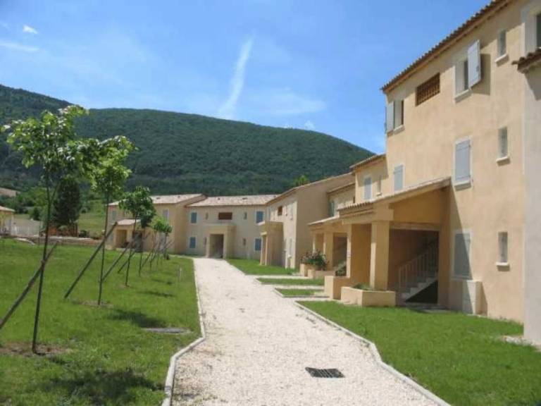 Appartement Montbrun-les-Bains