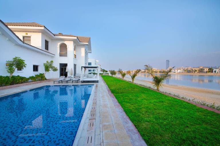 Villa The Palm Jebel Ali