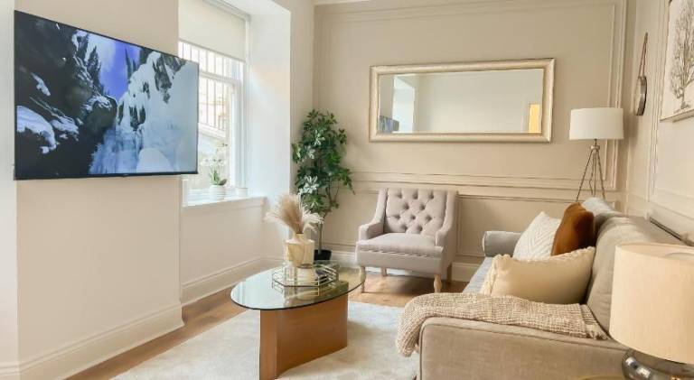 Beautiful apartment | Near George Square | Pet-friendly in Glasgow