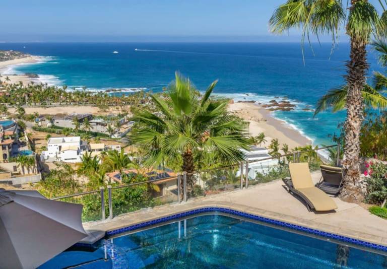 Welcome to Casa Tranquila Beach front villa W pool