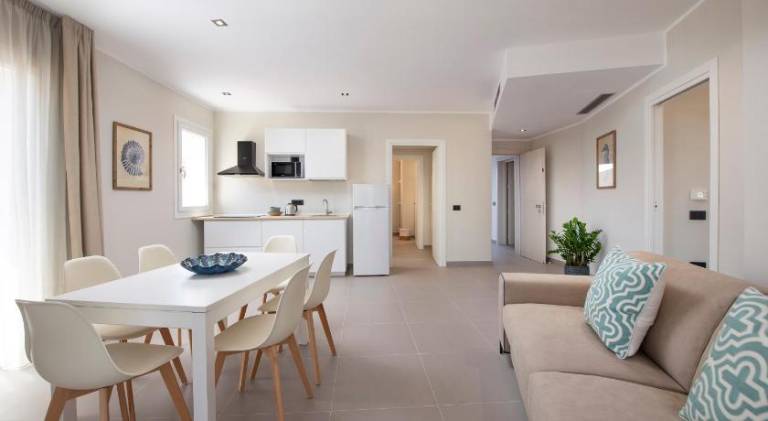 Child-friendly nice serviced apartment with patio | Pet-friendly — photo 3