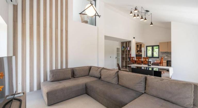 Spacious villa with pool | Pets allowed — photo 2