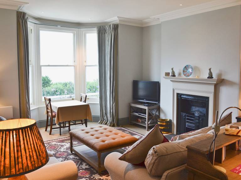 Children-friendly pleasant cottage with BBQ, patio & yard | Sea view | Pets are welcome — photo 3