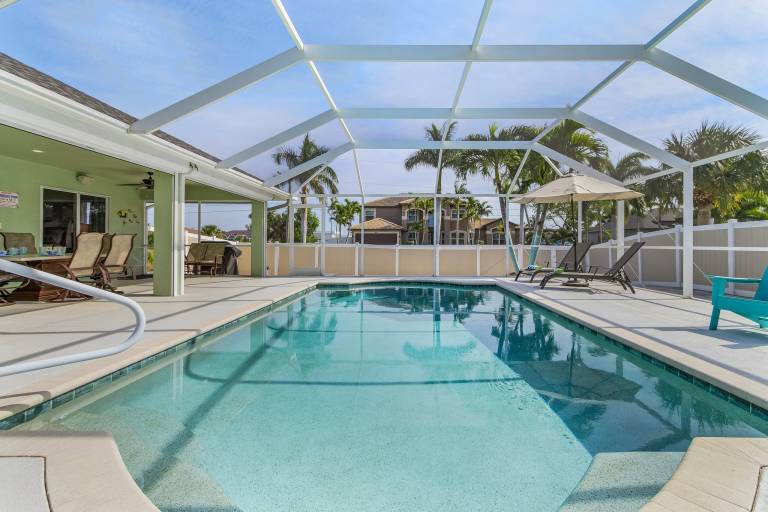 House with barbeque & private pool — photo 3