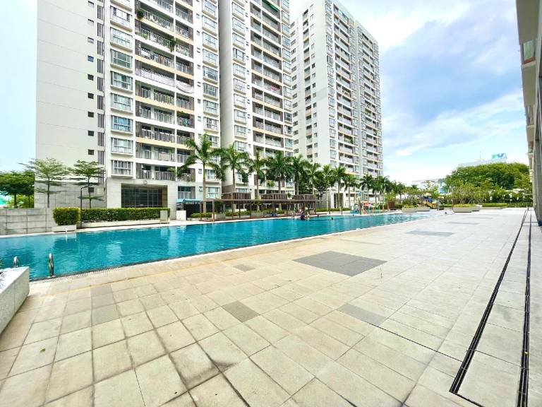 Holiday apartment with BBQ & pool | Water view | Perfect for remote work | Pets are welcome — photo 4