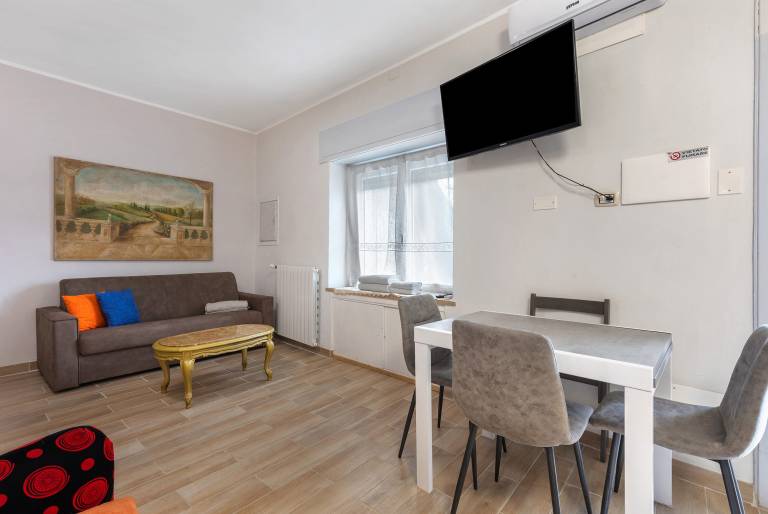 Rental apartment with barbecue, fast internet & yard | River view | Pets are welcome — photo 2