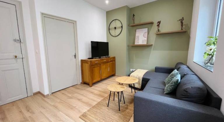 Charming rental apartment with pool | Pets allowed — photo 5