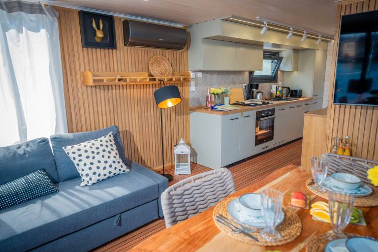 Hausboot  Fürstenberg/Havel